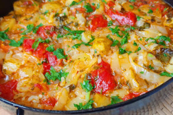 BAKA PODELILA RECEPT ZA POSNI ĐUVEČ: Tajna SOČNOSTI se krije u 1 POVRĆU, bolji je i od SATARAŠA