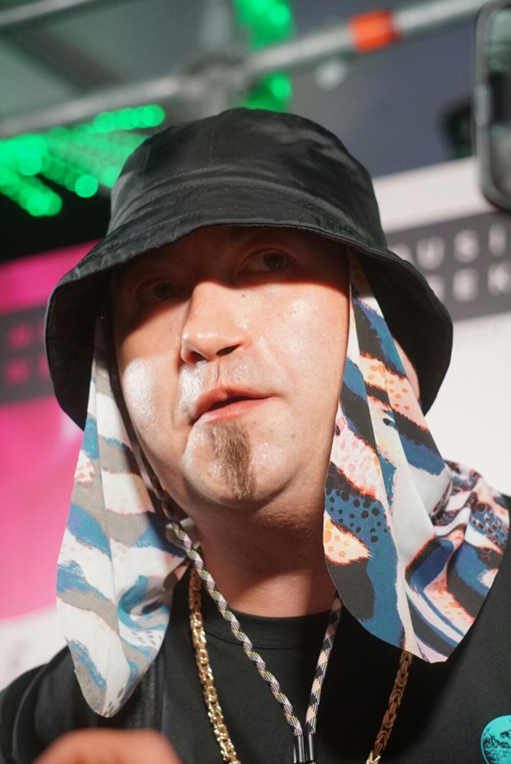 Rasta ne ćuti o Ani