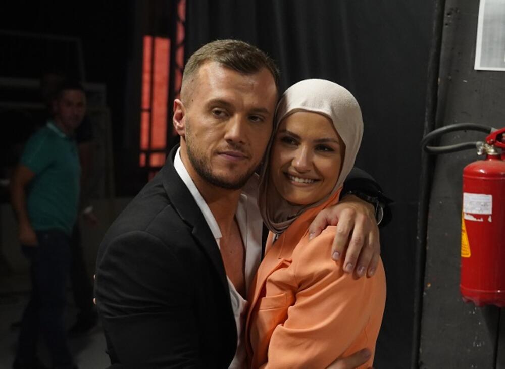 Semir sinoć sa suprugom