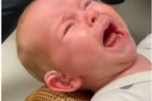 DALA JE OVO UŽASNO IME SINU I SAD SVI KAŽU DA ĆE JE STIĆI BOŽIJA KAZNA: Zbog njega je prozvali NEMAJKOM I ATEISTOM