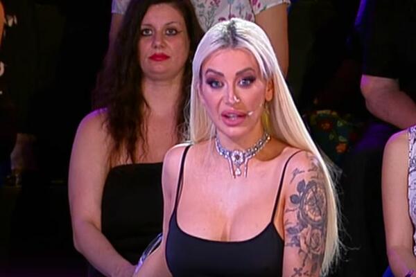 SVAĐA DUŠICE JAKOVLJEVIĆ I GLEDATELJKE U UŽIVO PROGAMU: Voditeljka joj BRUTALNO ODGOVORILA, nastao MUK U STUDIJU