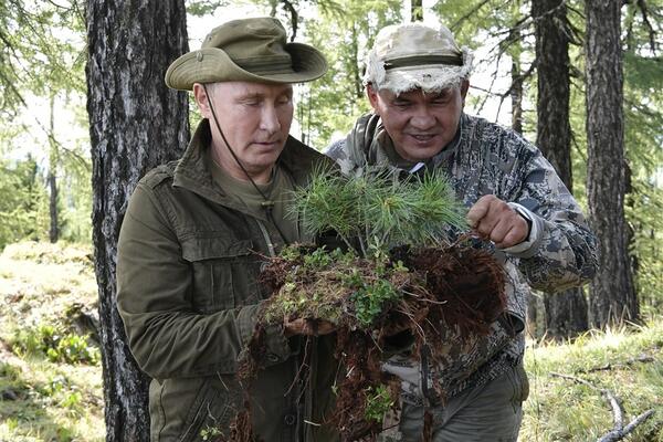 PUTINOV ČOVEK OD POVERENJA, RUS KOG VODI SA SOBOM NA RAZNE AVANTURE: On čvrsto drži UZDE nakon pobune VAGNEROVCA!