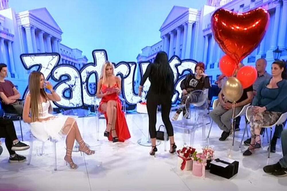 PREKINUTA UŽIVO EMISIJE "NAROD PITA": Maja Marinković OVO nije mogla da PODNESE, odmah NAPUSTILA STUDIO