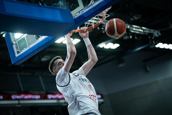 SRBIJA BEZ GREŠKE! Košarkaši kao prvoplasirani do osmine finale Svetskog prvenstva!