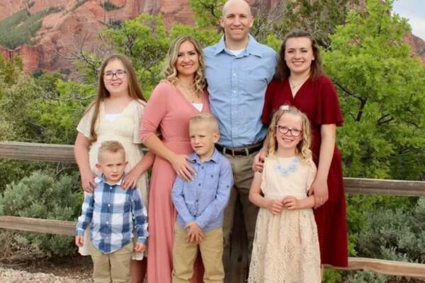 UBIO PETORO DECE, ŽENU I SVEKRVU, PA DIGAO RUKU NA SEBE: Snimci otkrili JEZIVU STVAR, ovo je radio noć pre POKOLJA!