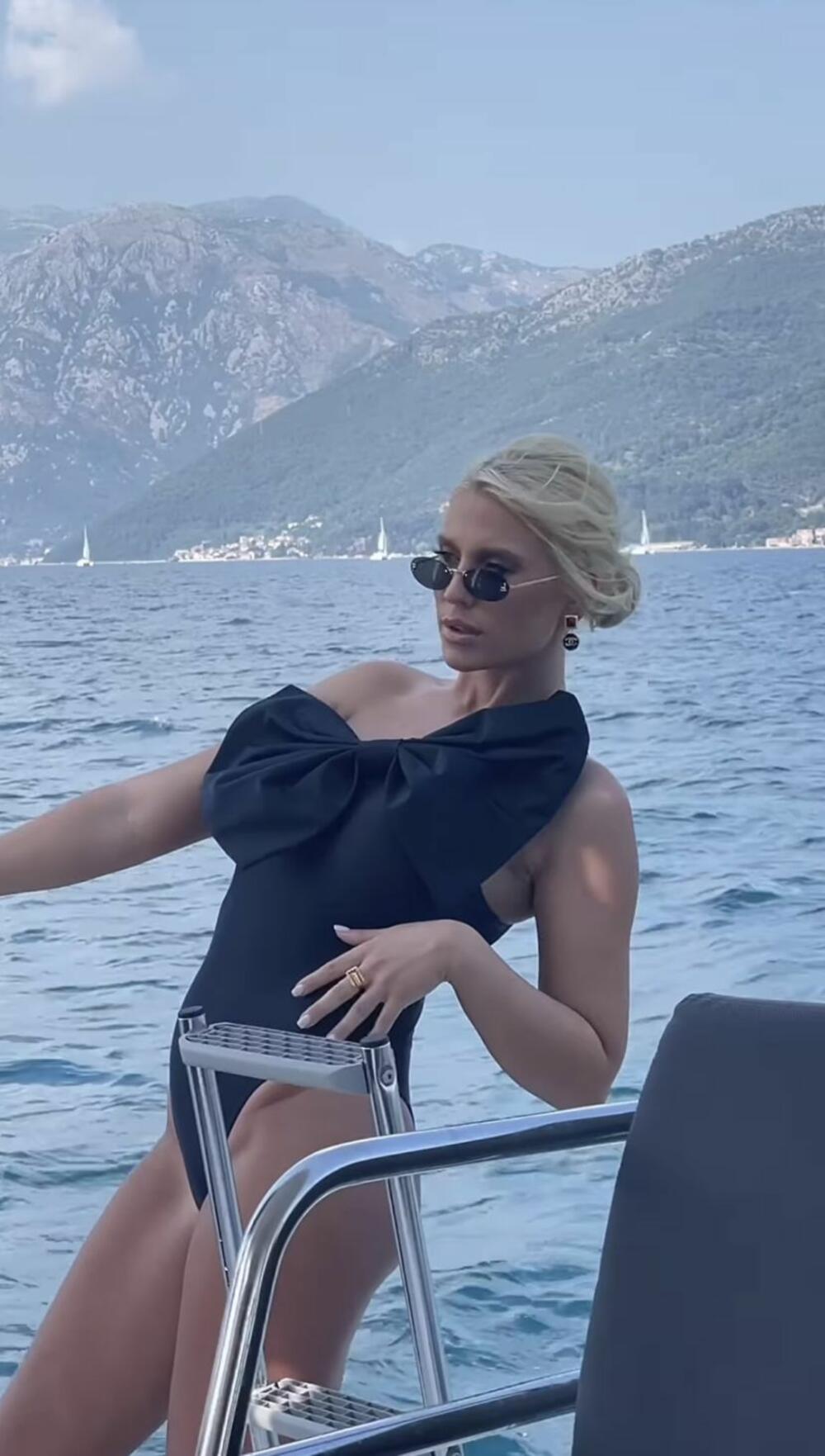 Saška je otputovala privatnim avionom u Crnu Goru