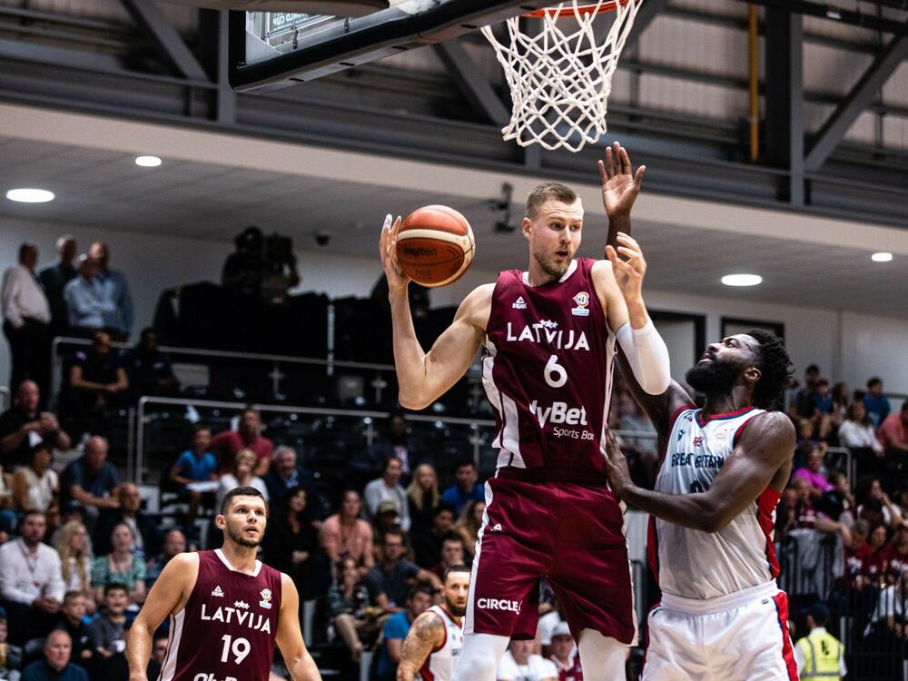 Košarkaška reprezentacija Letonije, Kristaps Porzingis, Košarka