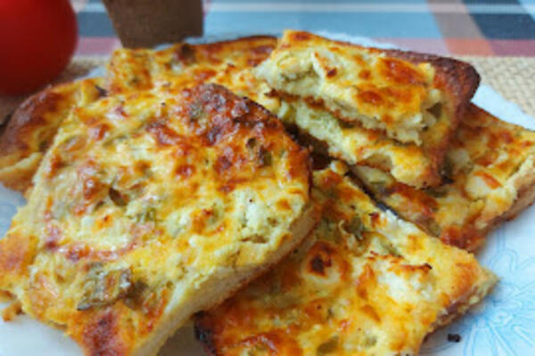 Za 15 minuta spremite doručak koji ćete tamaniti: Pravo čudo od starog hleba, na tanjiru neće ostati nijedno parče