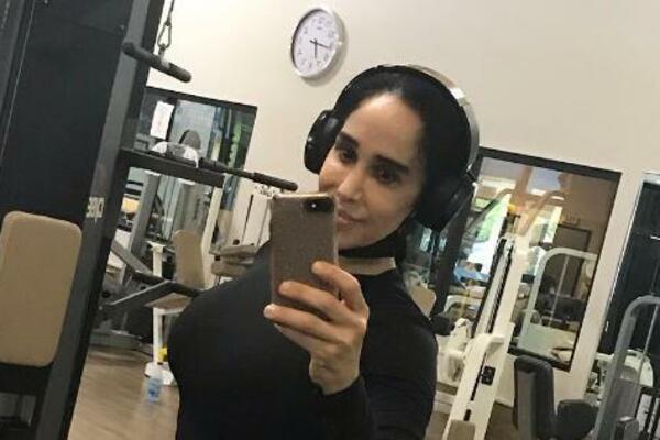 CEO SVET JE BRUJAO O NAĐI KOJA JE RODILA OSMORKE: Danas je NEPREPOZNATLJIVA, puca kako IZGLEDA, BOMBETINA (FOTO)