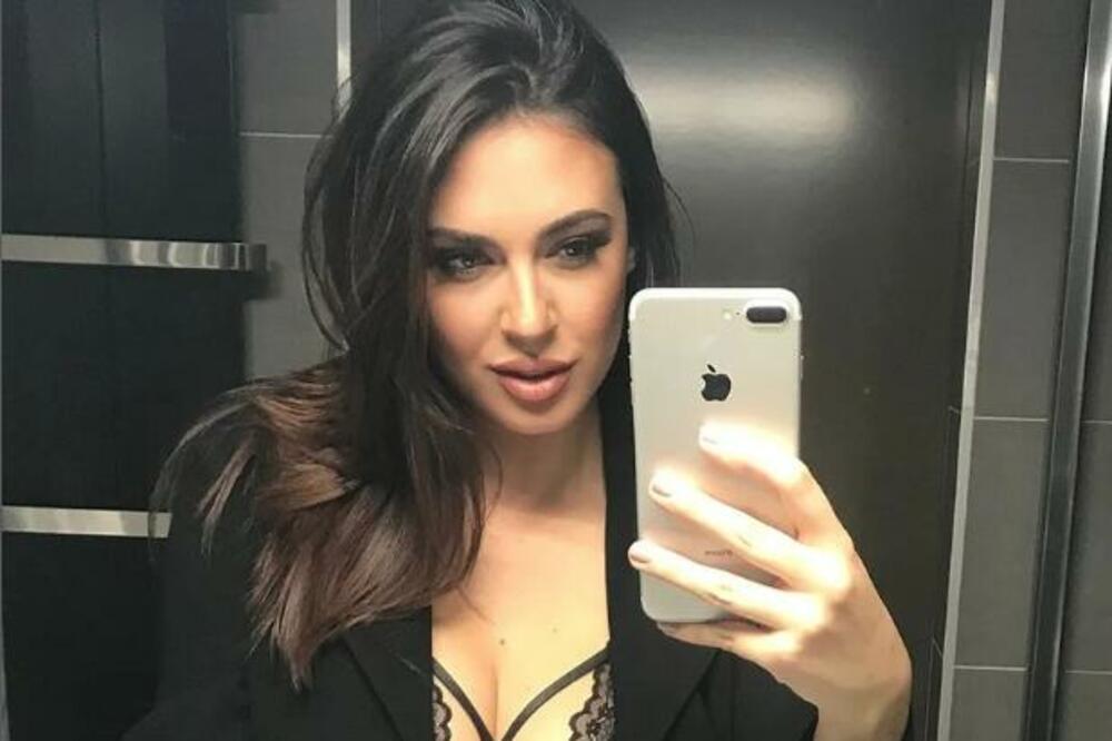 POZNATI SRPSKI PAR OTKAZAO VENČANJE: Pevačica iznela TAČAN RAZLOG, evo zašto je tako MORALO