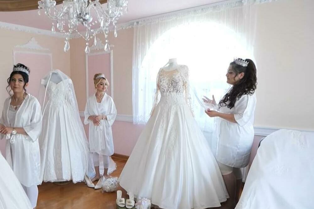 URBANA LEGENDA ILI STRAŠNA REALNOST? Ana je pre svadbe posetila vračaru, a onda je POČEO HOROR!