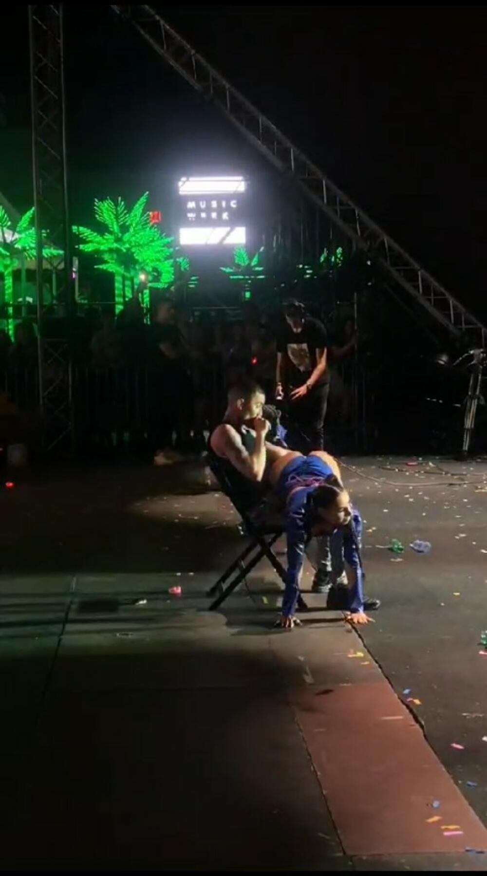 Sve koreografije i ideje su moje, ali naravno da smo zajedno odlučivali koliko ćemo daleko da idemo