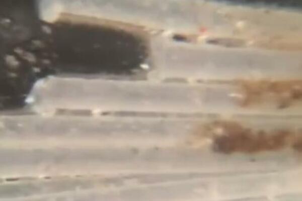 KADA VIDITE KAKO ČETKICA ZA ZUBE IZGLEDA POD MIKROSKOPOM ZGADIĆETE SE: Morate je menjati posle OVOG VREMENA (VIDEO)