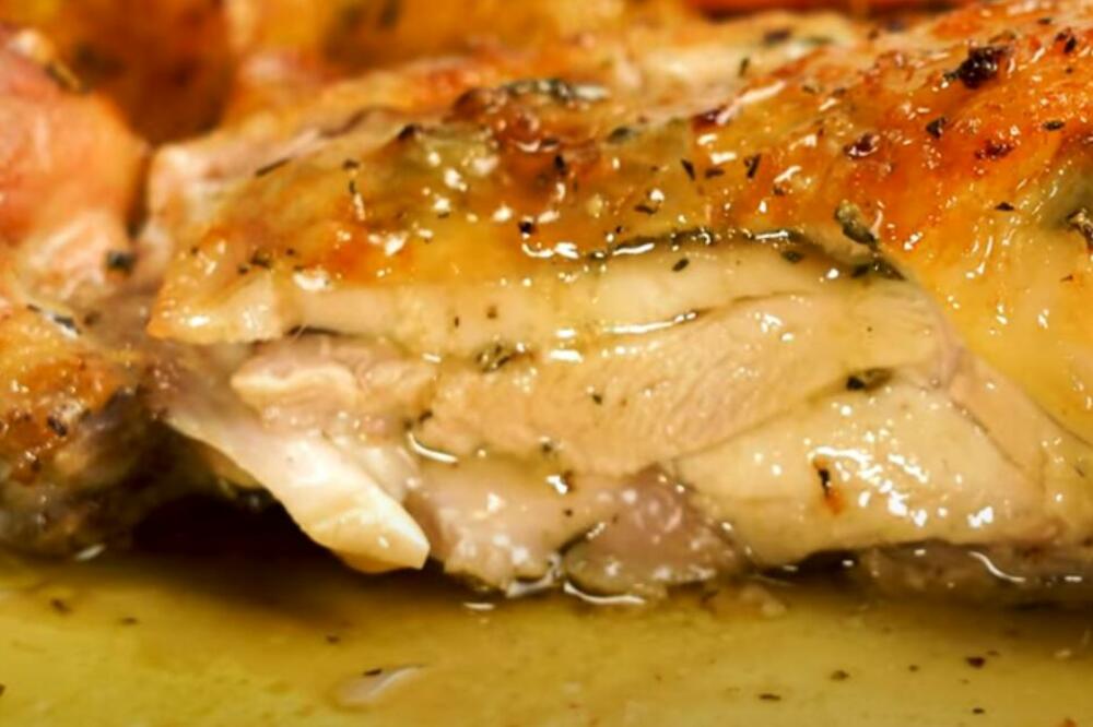 MARINIRANI PILEĆI KARABATACI: Jelo koje deca obožavaju, lepi se za prste koliko je sočno i ukusno