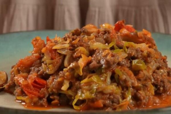 U gulaš morate dodati jedan tajni sastojak da bi meso bilo mekano kao puter: Srpske domaćice za ovo nemaju pojma