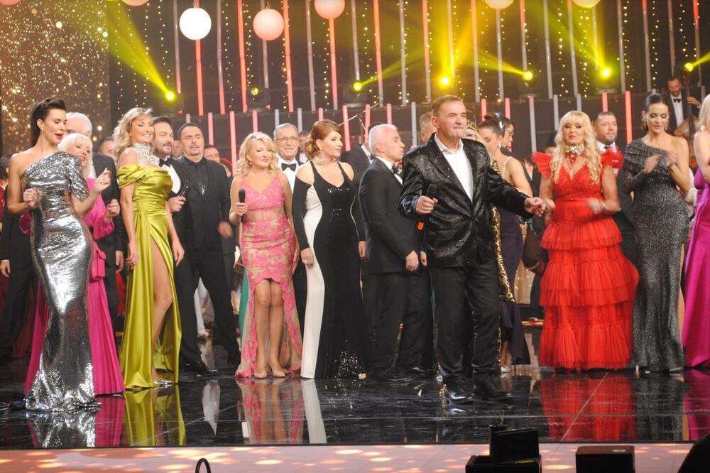 NI CECA NI JECA, A NI BRENA: Najviše PARA morate izdvojiti za NASTUP ovog PEVAČA, šokiraće vas SAZNANJE kog