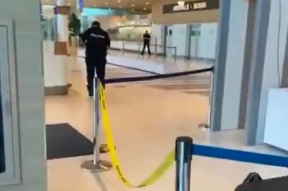 KAO KOD SVOJE KUĆE! Turista ispred podgoričkog aerodroma ZAPREPASTIO ljude, a za bezbednost NE BRINE (FOTO)