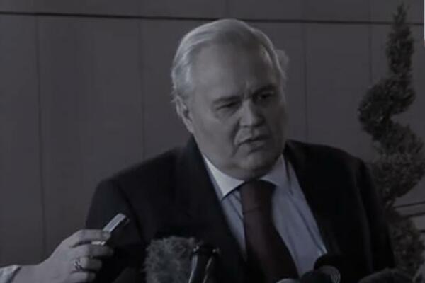 "ZAHVALAN SIN VELJKO": Jedinac pokojnog predsednika Srbije Milutinovića se u čitulji oprostio od oca (FOTO)