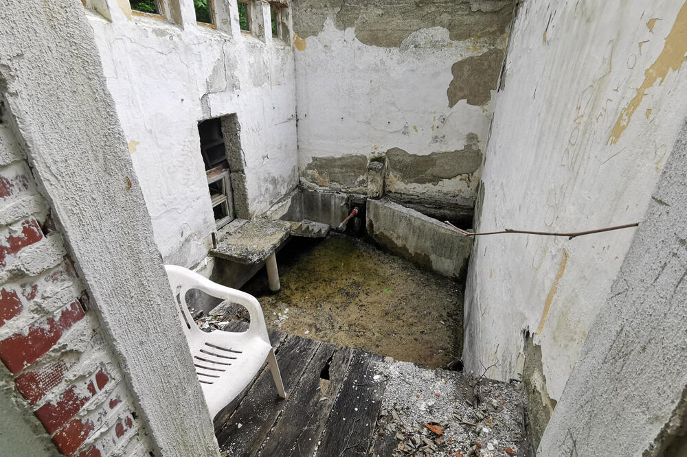 NEKADA SU SE U NJOJ LEČILI RIMLJANI I KNEGINJA LJUBICA: Danas je RUGLO čija LEKOVITA VODA uzalud TEČE! (FOTO)