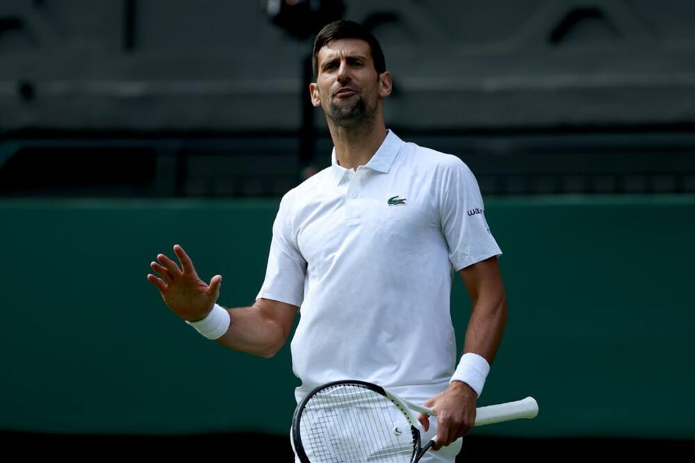 BRITANCI NE MOGU DA GA PODNESU: Gardijan OPLEO po Đokoviću, UBIJA ih to što je NAJBOLJI u istoriji tenisa! (FOTO)
