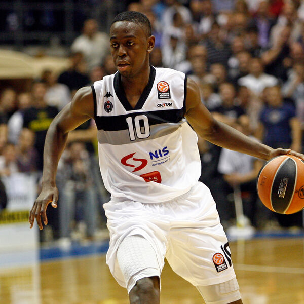 Dalo rasplakao navijače Partizana: Francuz se dirljivom porukom na srpskom oprostio od Duleta!