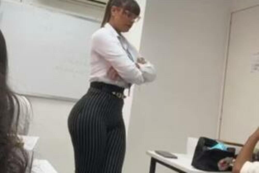 KO NJU SLUŠA, SLABO UČI: Za VRELOM PROFESORKOM učenici IZGUBILI GLAVU, zanosna CRNKA će vam razbuditi MAŠTU! VIDEO