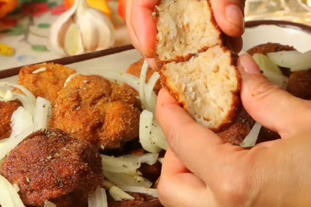 OVAKO SPREMLJENU PILETINU NIKO NE ODBIJA: Svi se UTRKUJU za RECEPT za najhrskavije MESNATE medaljone