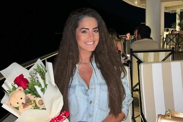 KAKAV PREOKRET! ANĐELA ĐURIČIĆ IMA NOVOG I BOGATOG DEČKA: Stariji je od nje, ali ne koliko i Zvezdan