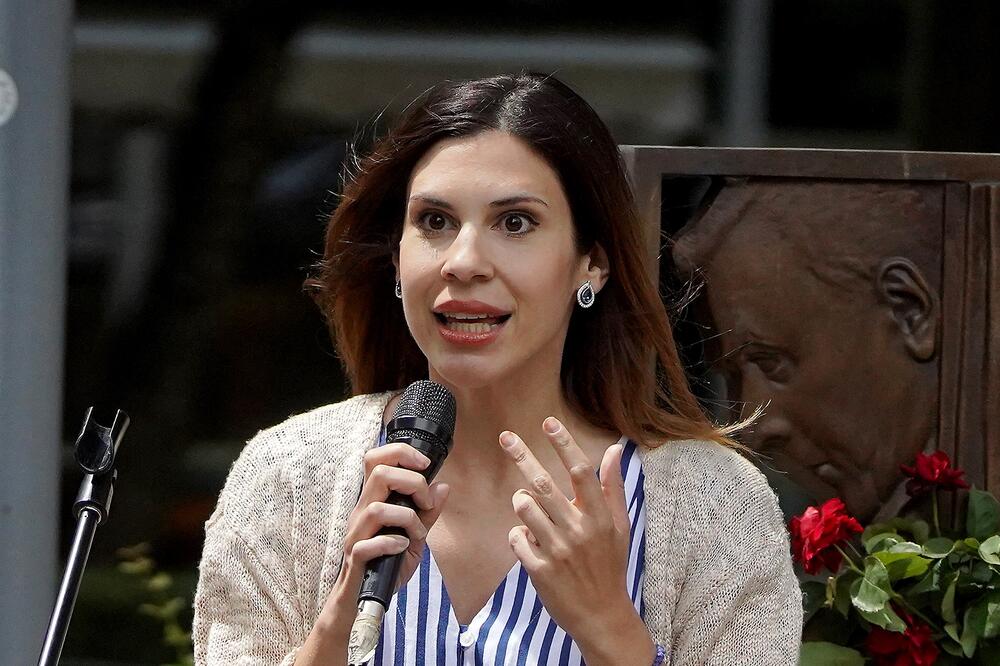 ISKRA BRAJOVIĆ ŽIVI U OVOM RAJU, OVO MALO KO MOŽE DA PRIUŠTI: Zavirite u njen stan koji se nalazi u SRCU VRAČARA