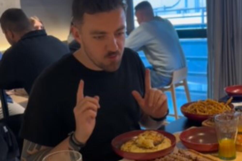 ADMIR IZ TRAVNIKA PROBAO SPLITSKE ĆEVAPE, PA NAVUKAO BES SARAJLIJA: Ovo mu NEĆE OPROSTITI, nastao OPŠTI HAOS! VIDEO