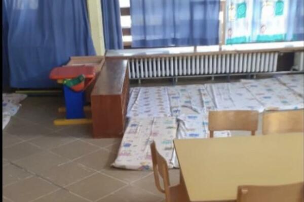 "DECA NAM U VRTIĆU SPAVAJU NA PODU": Roditelji VAN SEBE OD BESA zbog odluke rukovodstva obdaništa (FOTO)