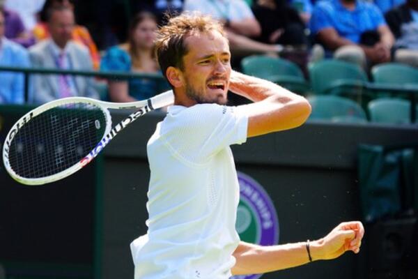 TRIJUMFALNI POVRATAK DANILA MEDVEDEVA! Rus se vratio posle dve godine