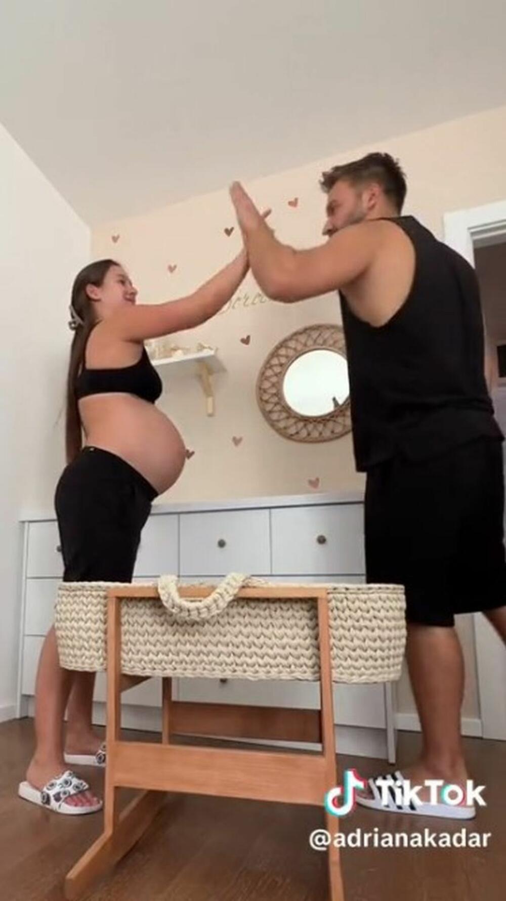 Andirana malo pred porođaj pokazala sobu sa bebu