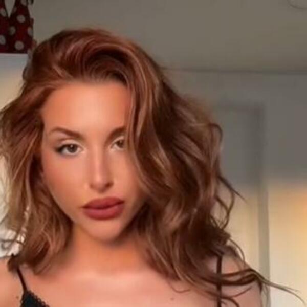 "MISLIM DA SU SE U SVLAČIONICAMA...": Poznata MANEKENKA oplela o FUDBALERIMA, pazite ŠTA JE REKLA (VIDEO)