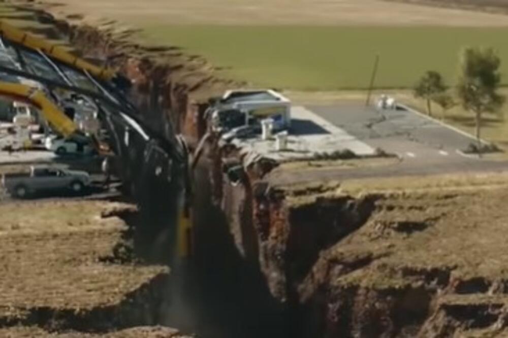 OGROMNA PUKOTINA DUŽ AFRIKE DONOSI NOVU "PODELU": Naučnici prognoziraju da će se do OVOG DATUMA stvoriti KONTINENT