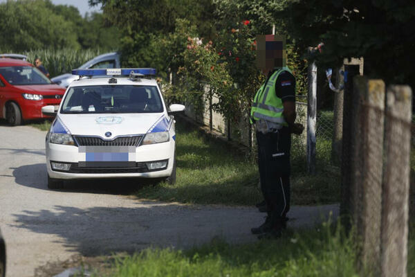 BABA U SOBI DRŽALA LOVAČKU PUŠKU KOJOM JE NJEN UNUK (14) UBIO MLAĐEG BRATA! Optužnica za ŽENU iz Mladenovca