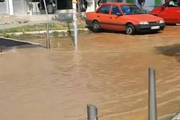 DEO BEOGRADA POD VODOM, PRAVI POTOP: RHMZ izdao saopštenje, evo o čemu je tačno reč! (VIDEO)