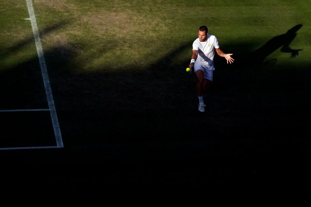 ĐERE ISPAO I U DUBLU! Laslo završio sa Vimbldonom