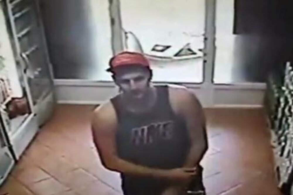 JOKIĆ KUPOVAO PIVO U BOSNI, PRODAVAČICA GA NIJE PREPOZNALA! "Joj sine koliki si ti samo za košarke" (video)