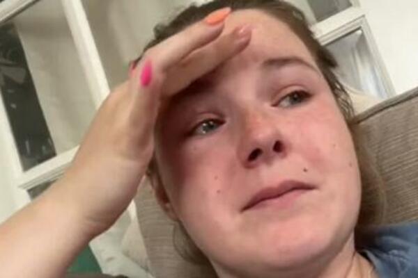 BILA JE SPREMNA ZA PUT SA TROMESEČNIM BLIZANCIMA, A ONDA... Telefon je ZAZVONIO i samo je počela da PLAČE (VIDEO)