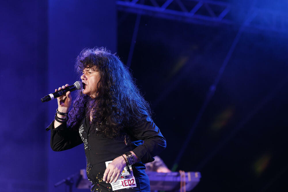 EVO KAKO DANAS IZGLEDA JUGOSLOVENSKA ZVEZDA! Espreso uhvatio Gorana Šepu, OVAJ ČOVEK NE STARI