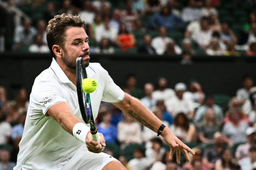 Sten Vavrinka tokom meča sa Novakom Đokovićem