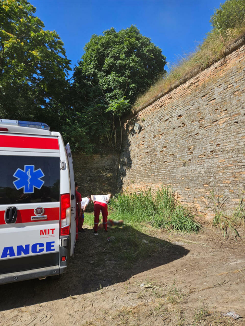 Hitna pomoć, Petrovaradinska tvrđava