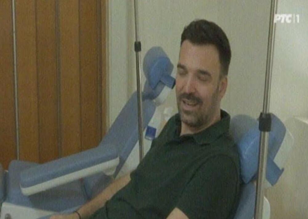 On na ovakav način želi da pošalje poruku svima