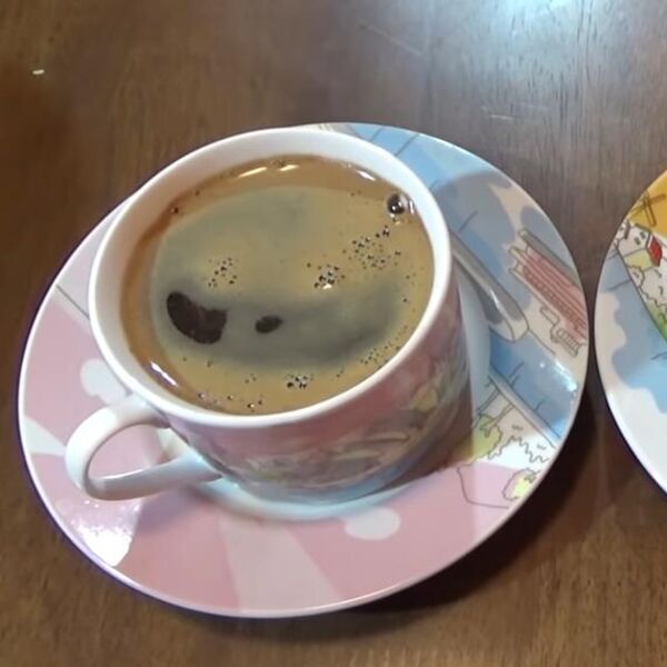 NAUČNICI TVRDE DA SU OVU JUTARNJU NAVIKU IMALI PEĆINSKI LJUDI: Mnogi SRBI to urade čim OČI OTVORE