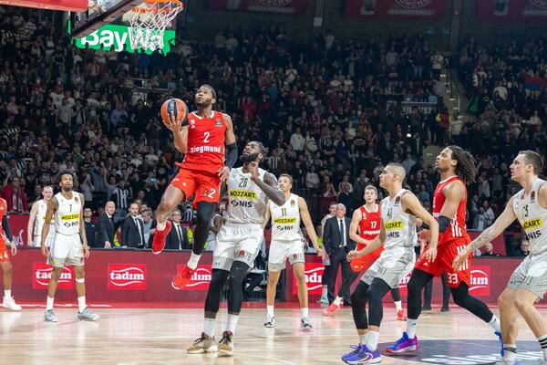 BIVŠI IGRAČ ZVEZDE I PARTIZANA NAPUSTIO EVROLIGU: Ovo je njegov novi klub! (FOTO)