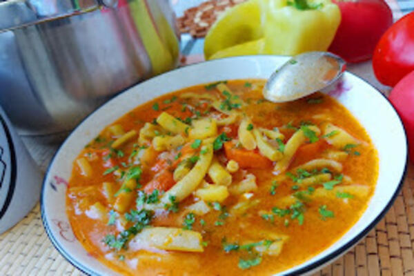 BAKA OTKRILA KAKO SE NA STARINSKI NAČIN KUVA BORANIJA: Caka za FANTASTIČAN UKUS je u ZAPRŠCI