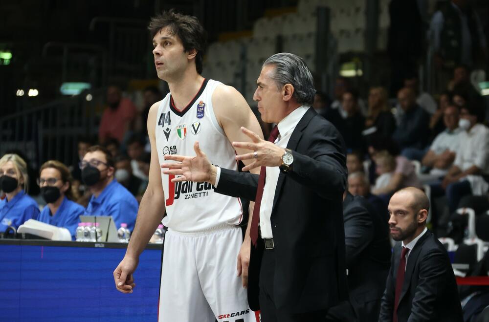 Teodosić i Skariolo