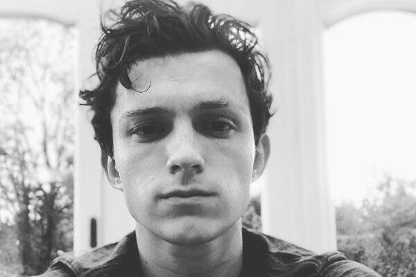 POZNATI GLUMAC PROGOVORIO O POROCIMA I ODVIKAVANJU: I njegova majka KRENULA NA LEČENJE