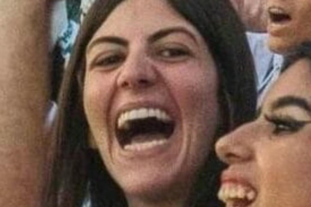 "DA JE BILA U KUHINJI, DANAS BI BILA ŽIVA": Sramni komentar ispod vesti o SMRTI MLADE NAVIJAČICE razbesneo naciju